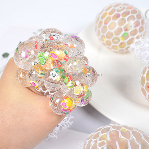 Pelota antiestrés de malla de 6 cm con cuentas de colores en forma de rodaja de fruta, juguete de apriete con agua para aliviar el estrés, para niños y adultos - Product Image 1