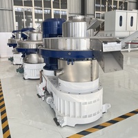 Granulés de luzerne d'herbe en plastique à haute productivité faisant la machine avec composant de moteur de noyau 132kw 380V 1500-2000 kg/h de sortie