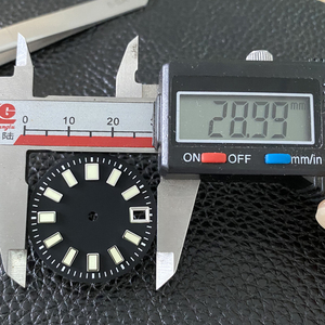 MOD Phụ Tùng Đồng Hồ 29Mm 62MAS Đồng Hồ Vô Trùng Màu Đen Mặt Số Nhật Bản C3 Siêu Sáng Có Dấu Hiệu Ngày Cửa Sổ Phù Hợp Với Chuyển Động Tự Động NH35A - Product Image 4