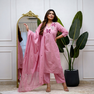 Ensemble Kurti Sharara brodé rose, tenue traditionnelle pour femmes musulmanes, haut long, broderie florale, vêtements de détente - Product Image 1