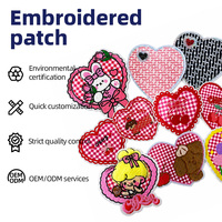 Patch brodé en forme de cœur mignon, thermocollant, motif nœud écossais et cerise, badge en tissu pour vêtements, sacs, chapeaux, décoration DIY