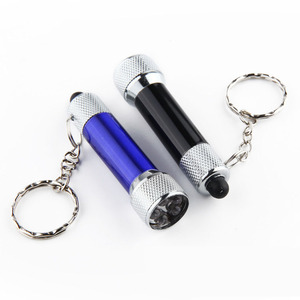 <span class=keywords><strong>Mini</strong></span> xách tay <span class=keywords><strong>Keychain</strong></span> Hợp kim nhôm đèn pin với 5ultra-sáng <span class=keywords><strong>LED</strong></span> nhỏ chiếu sáng điện tử - Product Image 4