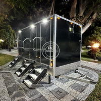 Toilettes mobiles de luxe australiennes tout-terrain à 4 postes, remorque de toilettes portables pour l'extérieur
