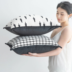 Funda de almohada con diseño abstracto moderno, funda de almohada trasera de gama alta, funda de almohada blanca y negra, funda de cojín de lujo decorativa para sala de estar - Product Image 2