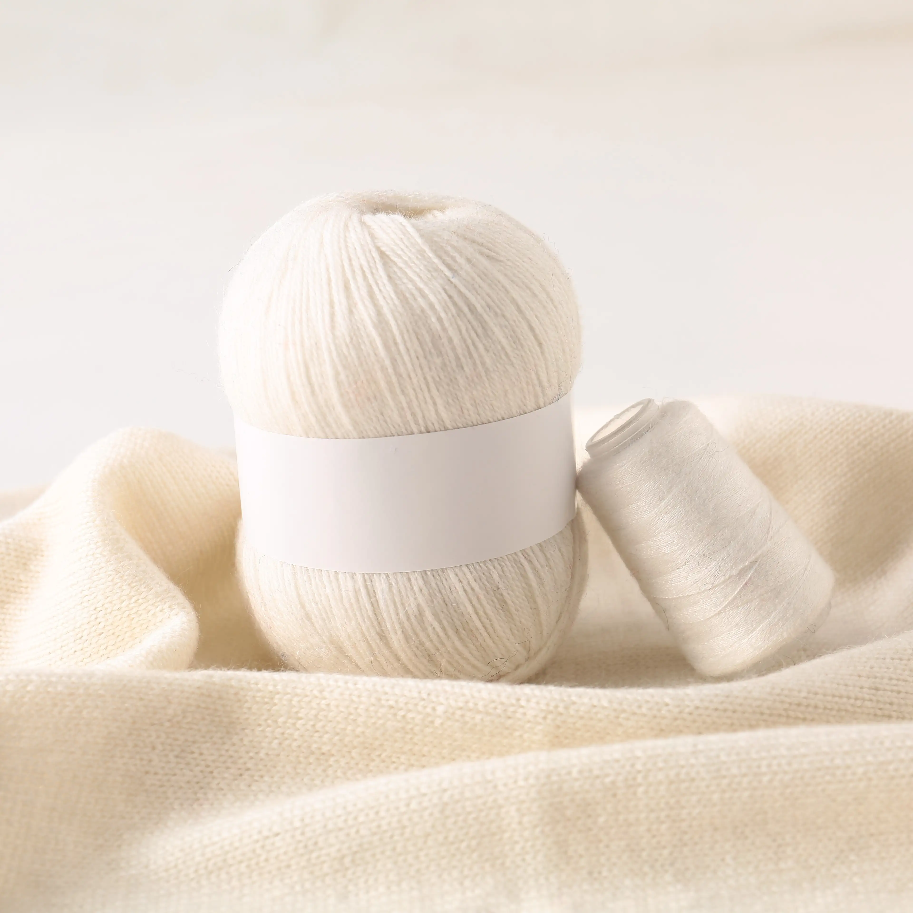 Floue laine fil à tricoter pour chapeau de couture/réchauffement 50% angora mélange de nylon vison en fil