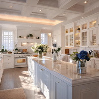 Set Kabinet Dapur Mewah Putih Prancis dengan Display Kaca, Material Kayu Modular, dan Meja Dapur Marmer