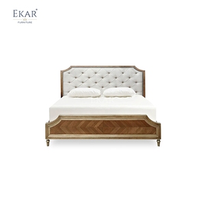 EKAR <span class=keywords><strong>Letto</strong></span> di Lusso Heritage |   <span class=keywords><strong>Testiera</strong></span> trapuntata classica americana e struttura <span class=keywords><strong>letto</strong></span> in <span class=keywords><strong>legno</strong></span> <span class=keywords><strong>intarsiato</strong></span> - Product Image 1