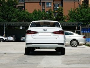 Jetta VA3 2024 Usado, Alto Rendimiento, 1.4T 112HP L4 Gasolina, Nuevo Lanzamiento, 3 Meses <span class=keywords><strong>de</strong></span> Uso, 75001-100000 Kilometraje, Dimensiones - Product Image 2