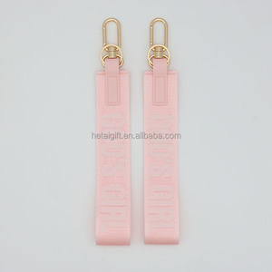 Llavero de Lujo con Correa de Muñeca, Color Rosa Claro, Tejido, Nunca Pierde el Objeto, con Herrajes Dorados - Product Image 4
