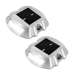 Năng lượng mặt trời phản chiếu đường Stud ánh sáng dẫn đường an toàn đánh dấu cho đường lái xe và đường phố - Product Image 2