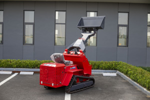 Potente e Versatile Minipala con Motore Diesel EPA da 17KW per Attrezzi da Trattore, Miscelazione Calcestruzzo e Lavori con Spazzaneve - Product Image 4