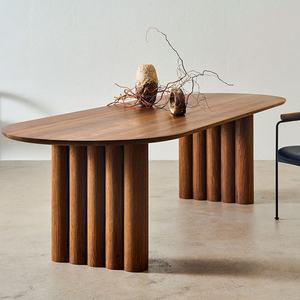 Table à manger ovale en chêne naturel de style européen simple pour 8 personnes - Product Image 1