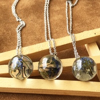 Bijoux fleur bleue résine époxy vraie séchée pressée forget me not collier commémoratif
