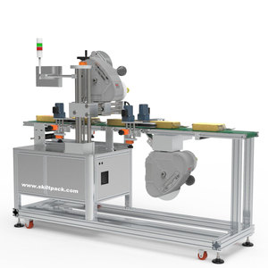Étiqueteuse entièrement automatique Étiqueteuse de surface supérieure et inférieure Boîtes Sacs Canettes Étiqueteuse double face de SKILT - Product Image 3