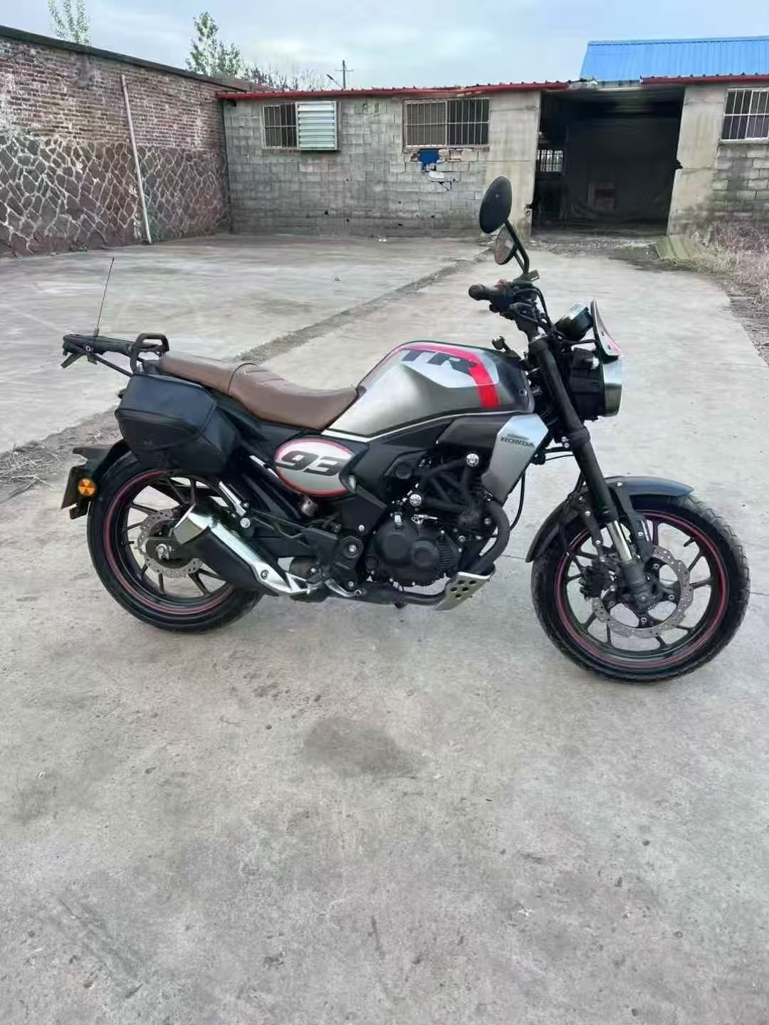 Order Online CB190R Adjustable Brake/Clutch Levers | Alibaba.com