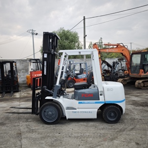 TCM 3Ton Forklift Used Diesel Forklift FD30 3Ton with Japanese Original Isuzu <b>Engine</b> - Product Image 3