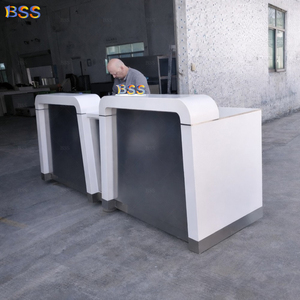 Mostrador <span class=keywords><strong>de</strong></span> Recepción Personalizado <span class=keywords><strong>de</strong></span> Corian y Acero Inoxidable para Hertz Car Rent, Mostrador <span class=keywords><strong>de</strong></span> Información Moderno para <span class=keywords><strong>Aeropuerto</strong></span>, Mostrador <span class=keywords><strong>de</strong></span> Recepción Moderno en Venta - Product Image 3