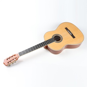 Guitare classique 4/4 pouces fabriquée en Chine, vente en gros, dessus en épicéa, dos et côtés en sapelli, fabrication d'usine Deviser, vente chaude <span class=keywords><strong>2023</strong></span> - Product Image 4