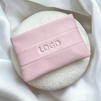 Sac de maquillage en néoprène matelassé avec fermeture éclair, personnalisé avec logo, pour cosmétiques et soins de la peau, rembourré en coton, vente en gros 2026