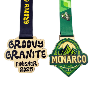 Großhandel Custom Alloy Sports Award Medaille Hersteller spezielles <span class=keywords><strong>Design</strong></span> für 3KM 5KM 10KM UV-Druck plattierte Gravur technik - Product Image 3