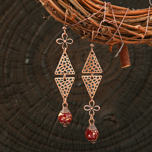 Boucles d'oreilles pendantes vintage en alliage de cuivre, plaqué bronze antique, motif floral, pour femmes - Product Image 3