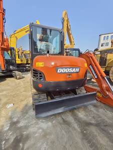 Excavatrice d'occasion Doosan DH60-7 en parfait état de marche, 6 tonnes, capacité de la benne de 0,2 m³, moteur PLC, prix bas, excellentes performances - Product Image 5