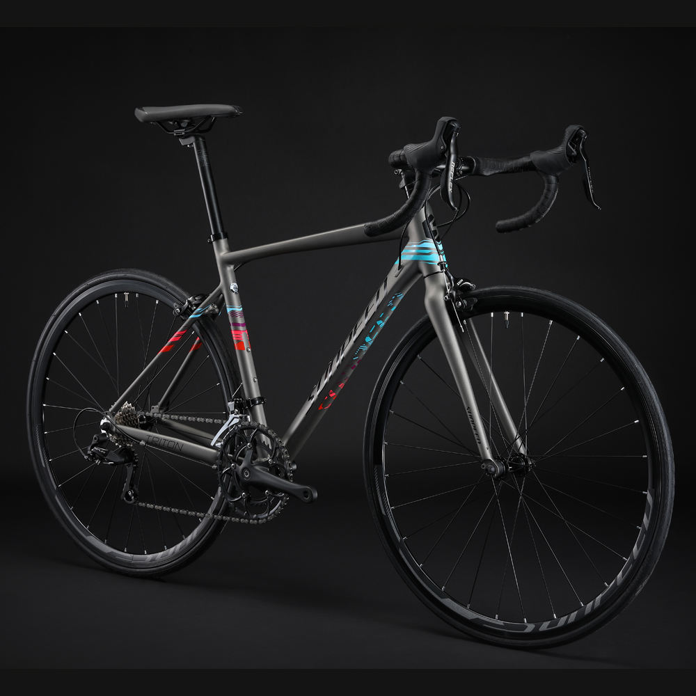 新型ハイエンドSUNPEED TRITON 700c/16速アルミロードバイク/自転車