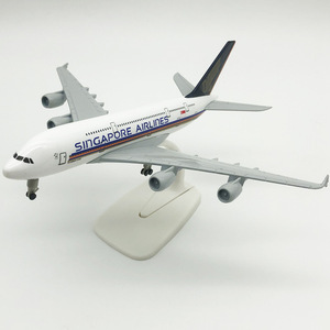 Emirates & Singapore Airlines A380 aleación Modelo 1:400 escala 20CM pantalla con soporte con <span class=keywords><strong>logotipo</strong></span> personalizado - Product Image 6