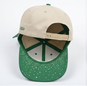 Casquette Snapback à visière plate bicolore verte, broderie Forest Nature Alpine Summit Club Laurel Pine Shield, pour l'extérieur et la montagne - Product Image 3