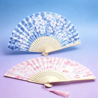 Éventail pliant en soie de bambou personnalisé en gros, artisanat d'art chinois, éventail à main pour cadeaux et danse