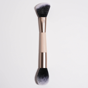 แปรงแต่งหน้าแบบสองหัว YRX ขนแปรงสังเคราะห์ สำหรับคอนทัวร์ บลัชออน สีเบจ แปรงปัดแก้มแบบสองหัว - Product Image 3