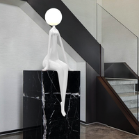 Lampe de table en résine avec sculpture de fille assise PM, décoration créative pour salon, lampe sur pied, lampe de bureau abstraite pour hôtel et bureau de vente
