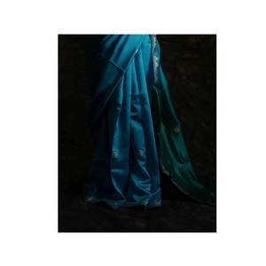 Fourniture directe d'usine conception personnalisée vêtements de fête pour adultes bloc à la main pur imprimé soie brute sari robe exportation approvisionnement disponible - Product Image 1