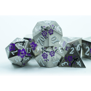 Yushun Tùy Chỉnh Dnd Kim Loại <span class=keywords><strong>Dice</strong></span> Set D & D <span class=keywords><strong>Dice</strong></span> Kim Loại Hoa <span class=keywords><strong>Dice</strong></span> Cho Trò Chơi Kẽm Hợp Kim Với Màu Tím - Product Image 6