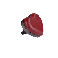 Accessoires de décoration automobile Parfum cuir Diffuseur Event Clip Parfum de voiture Aromathérapie Membrane Désodorisant de voiture