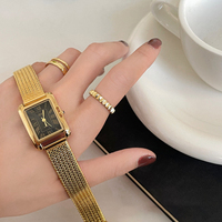 Montre N&S carrée vintage à motif épi de blé pour femme, bijoux de mode en acier inoxydable de luxe léger, vente en gros
