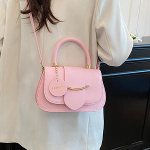 IStapromo Regalos: Bolsos de Hombro de Piel Sintética para Mujer, Bolsos Cruzados de Moda con Borlas, Bolsos de Mensajero para Dama, ¡Venta Caliente! - Product Image 5