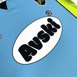 Camiseta de Fútbol Retro Azul Personalizada con Diseño de Patrón Sublimado, Transpirable, de Manga Corta - Product Image 5