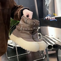 Bottes montantes à plateforme pour femme, avec double boucle métallique, décorations rivets, semelle épaisse, style streetwear, rehaussantes, en maille pour l'hiver