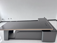 Ensemble de bureau de direction moderne et luxueux, mobilier de bureau pour PDG et directeurs, bureau en forme de L avec armoire latérale