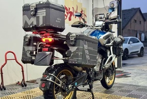 Motocicleta de Turismo de 799cc, Bicilíndrica, 4 Tiempos, Modelo 2026, de Gasolina, con Arranque Eléctrico/a Patada, para Uso Todoterreno y en Carretera, Doble Propósito, Superventas - Product Image 3