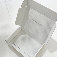 Boîtes d'expédition en carton ondulé écologiques personnalisées, blanches, avec impression de logo pour l'emballage de cadeaux