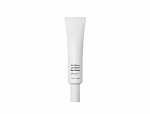CELLAADIX <span class=keywords><strong>Crema</strong></span> <span class=keywords><strong>Solare</strong></span> Oil-free 131 40ml Best-seller in Stock Leviga la Pelle e Migliora l'Equilibrio del Sebo - Product Image 1