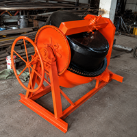 Moteur de bétonnière Honda robuste avec roue dentée et tambour rotatif, capacité de charge nominale de 300 tonnes pour le mélange de matériaux sur chantier