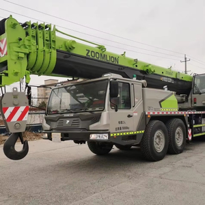 Grue mobile Zoomlion ZTC800T 80 tonnes en bon état, levage fiable et moteur Weichai authentique - Product Image 1