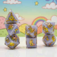 Jeu de dés en résine blanche à motif chat, dés polyédriques à chiffres dorés, dés de jeu mignons pour jeux de rôle et jeux de société