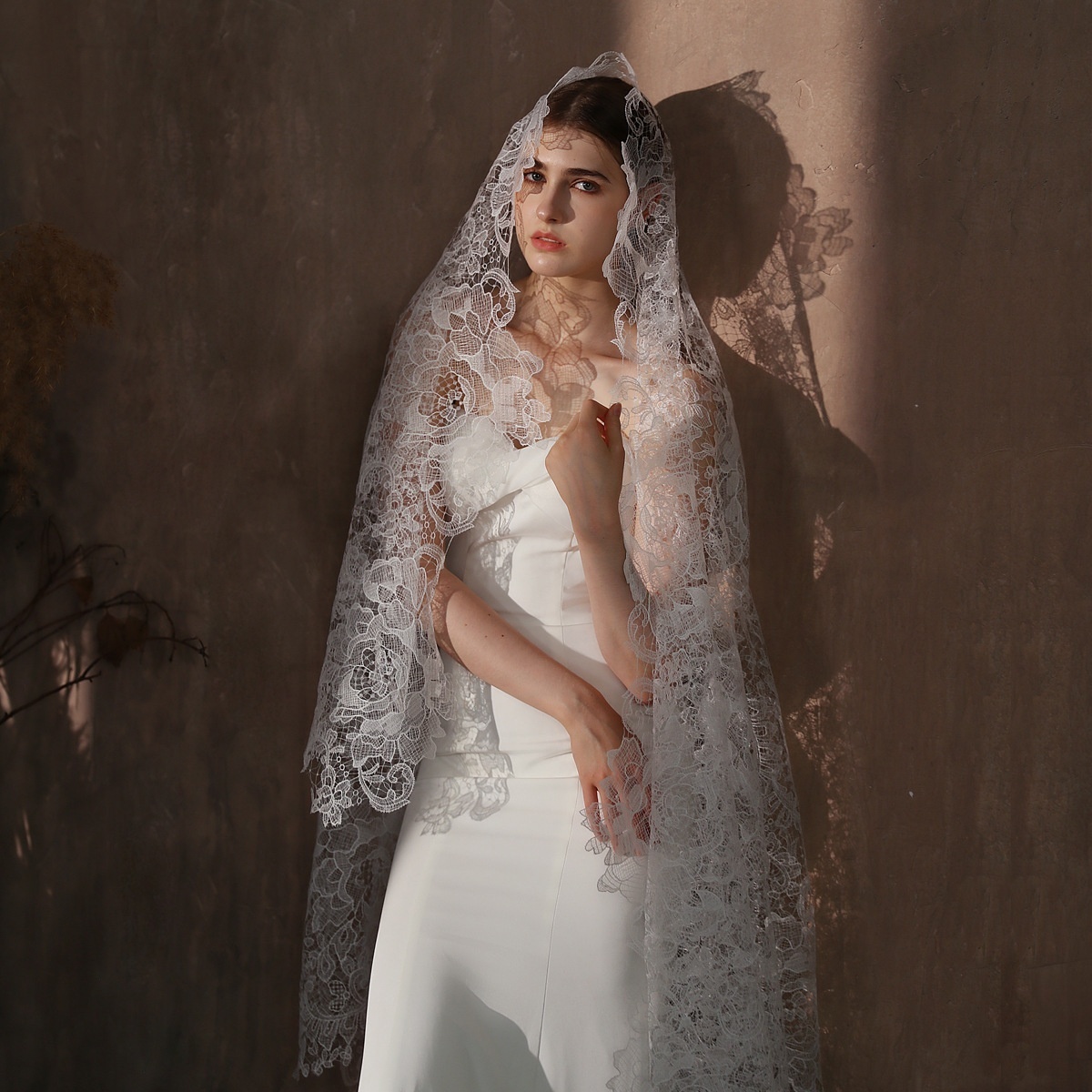 One Layers White Lace Flower Bridal Veil Head Piece Wedding 