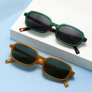 Gafas de Sol Rectangulares Pequeñas con Logotipo Personalizado, Color Caramelo, Nuevas 2025, UV400, Remaches, Montura Pequeña, para Mujer - Product Image 2