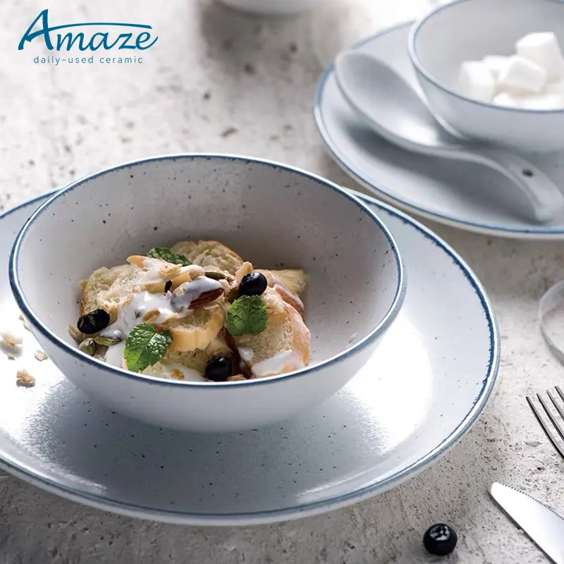 High quality concise design nordic matte white round ceramic porcelain noodles rice soup bowl with blue rim