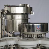 Máquina Llenadora y Tapadora de Líquidos Orales, Máquina Llenadora Vertical Totalmente Automática